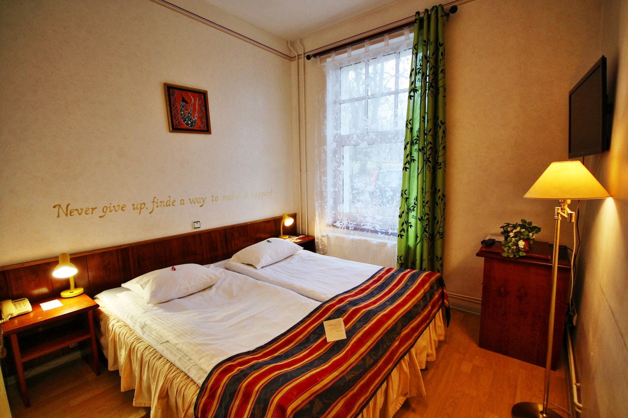 Nb Hotel With Free Parking Riga Exteriér fotografie